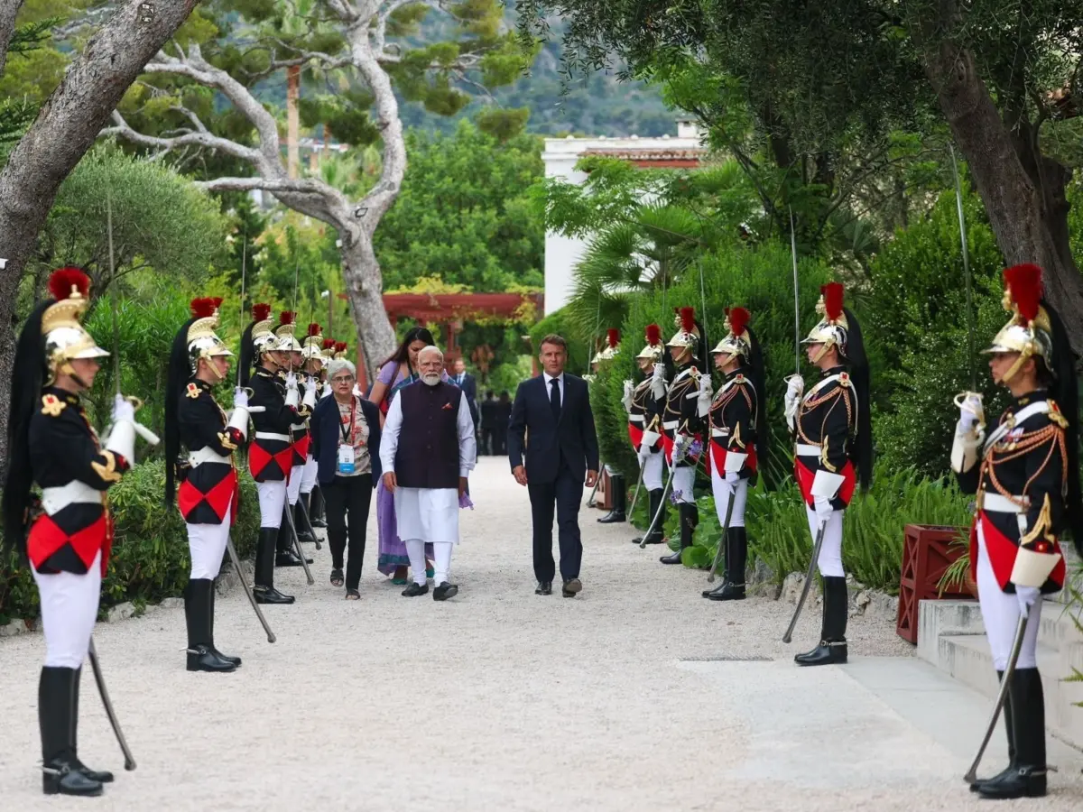India और France के रिश्तों में बड़ा बदलाव, PM Modi और राष्ट्रपति Macron ने की ‘विशेष रणनीतिक साझेदारी’ की घोषणा