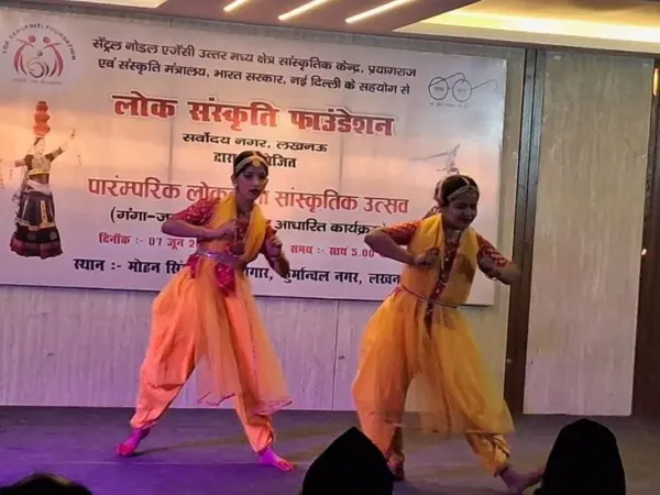 Lucknow में गंगा-जमुनी संस्कृति उत्सव का आयोजन, मोहन सिंह बिष्ट सभागार में दिखी लोककला की झलक