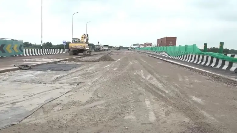 Kanpur-Lucknow Expressway पर अब नहीं देना होगा टोल, NHAI ने मरम्मत तक वसूली की रखी रोक